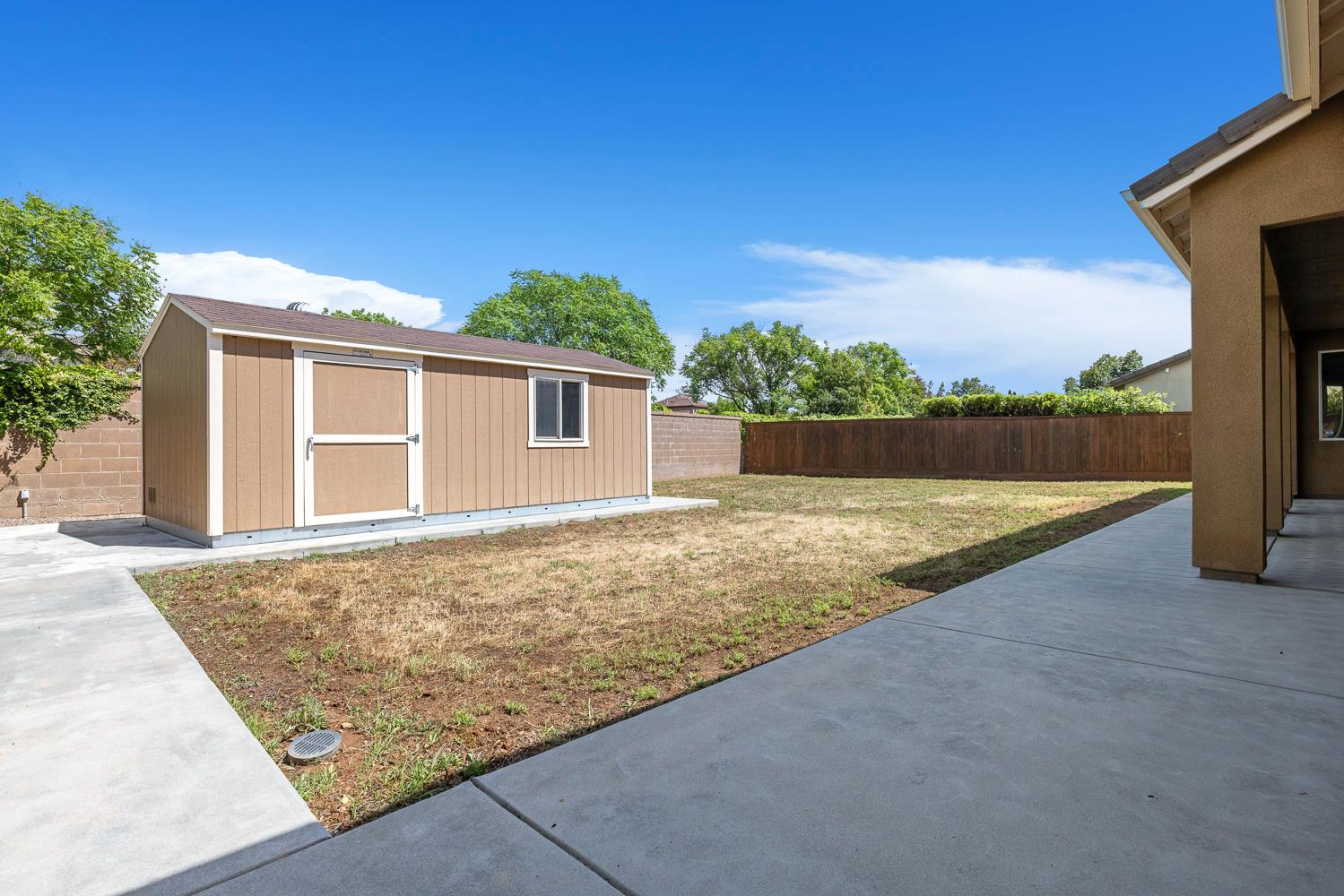 1945 N Emil Avenue, Clovis, CA, 93619