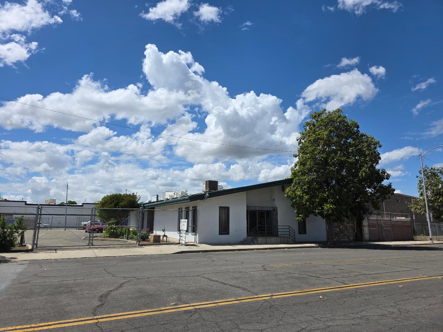 1445 Tuolumne Street, Fresno, CA, 93706