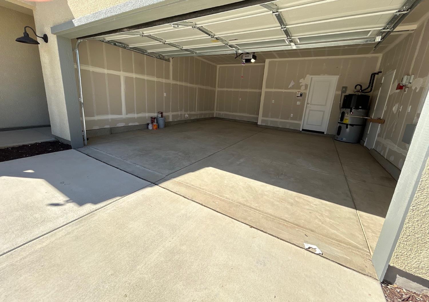 2822 E Corteza Drive, Fresno, CA, 93730