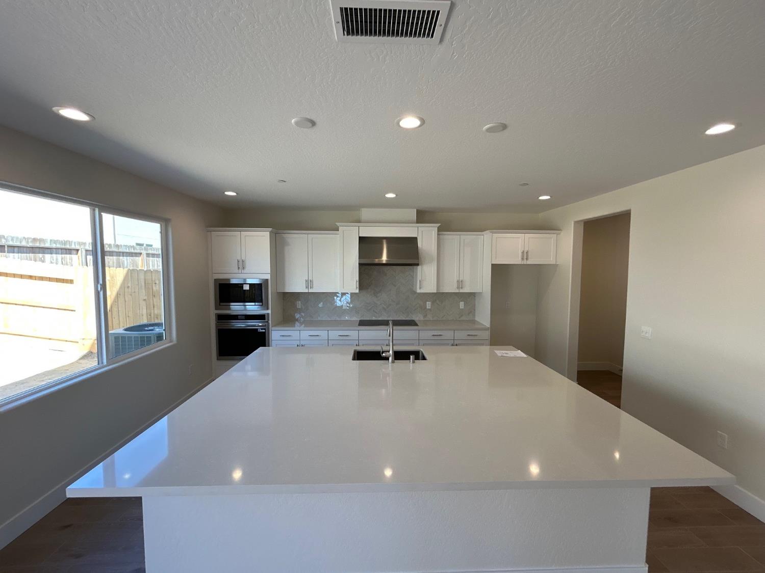 2822 E Corteza Drive, Fresno, CA, 93730