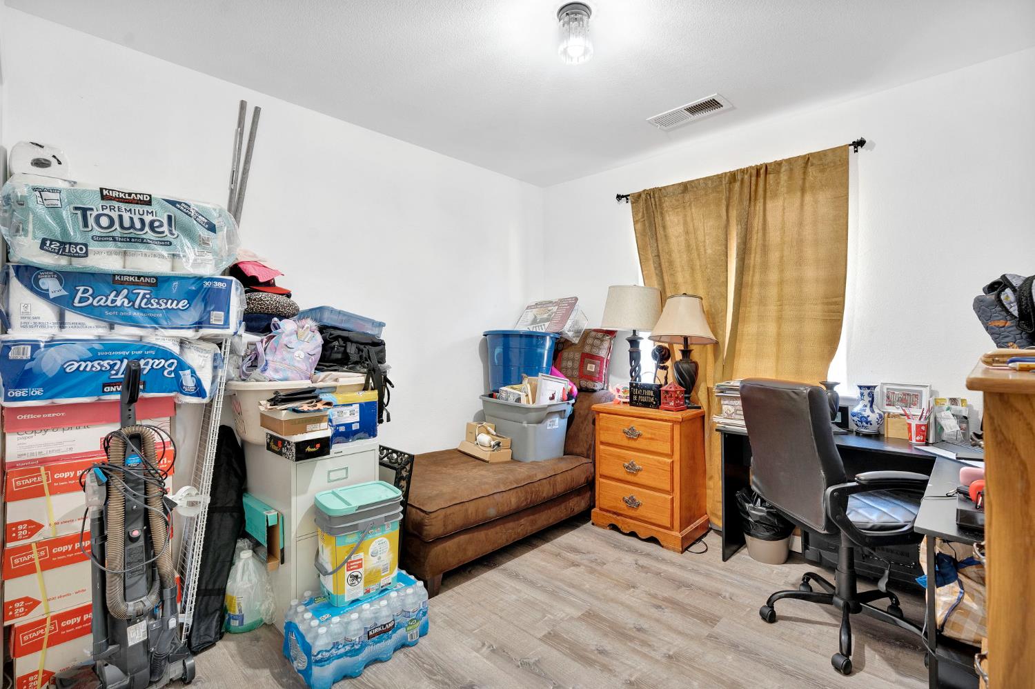 980 Redwood Street, Parlier, CA, 93648