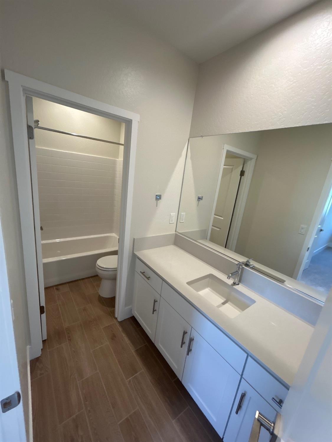 2822 E Corteza Drive, Fresno, CA, 93730