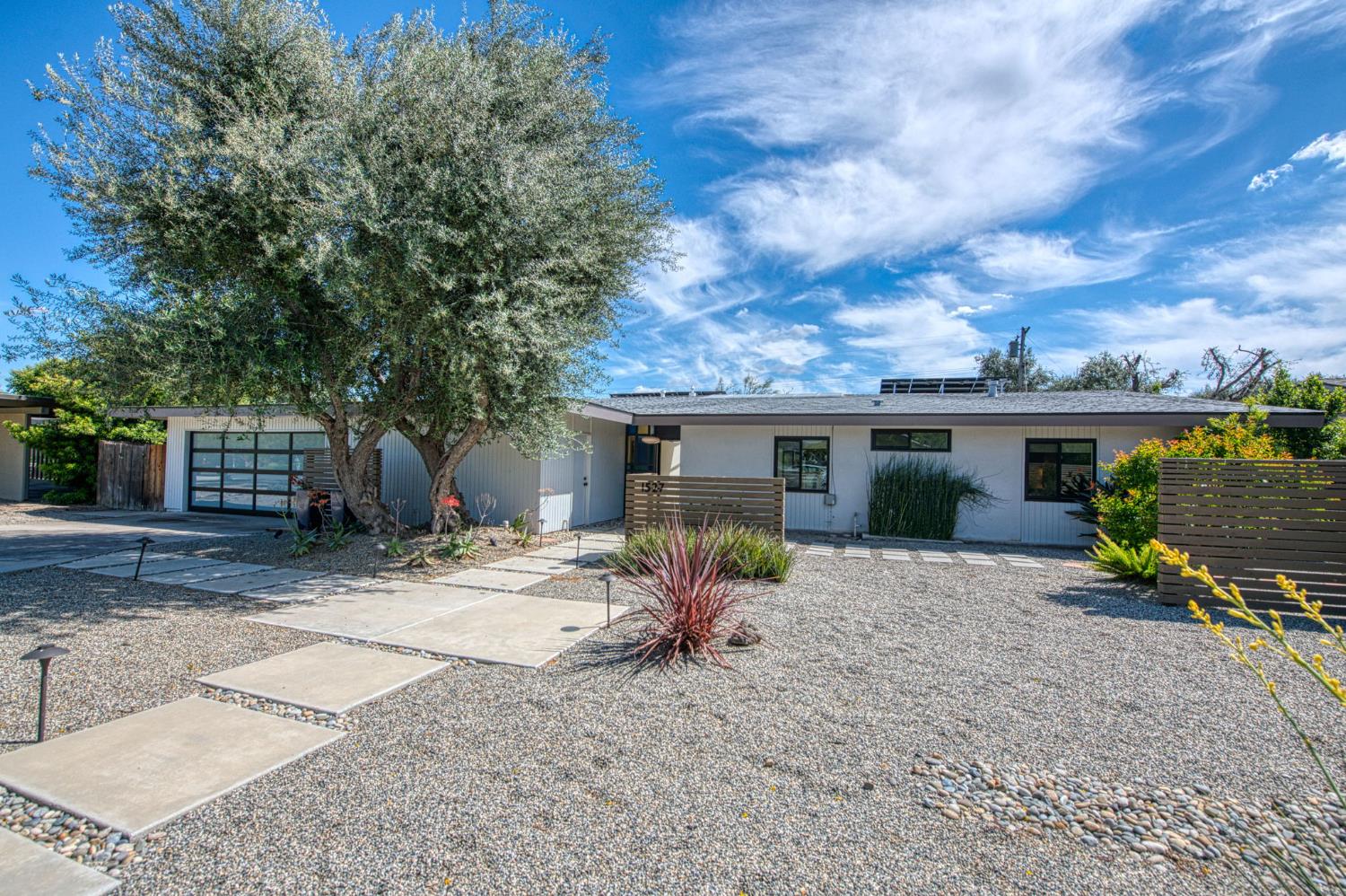 Single Family in Fresno - main photo