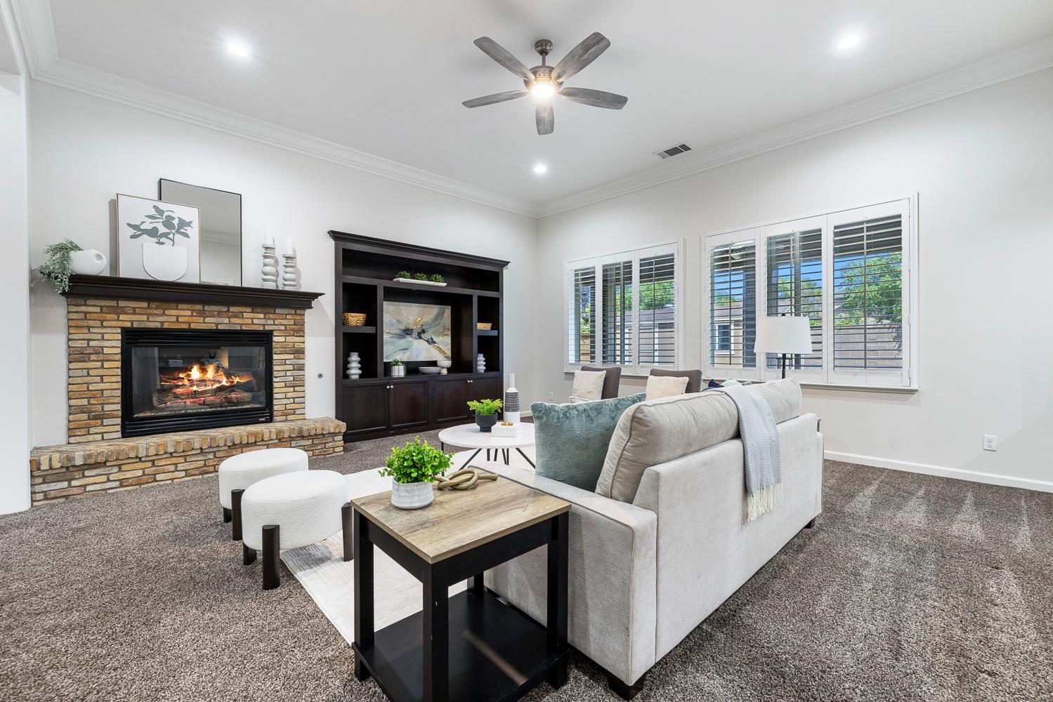 1945 N Emil Avenue, Clovis, CA, 93619