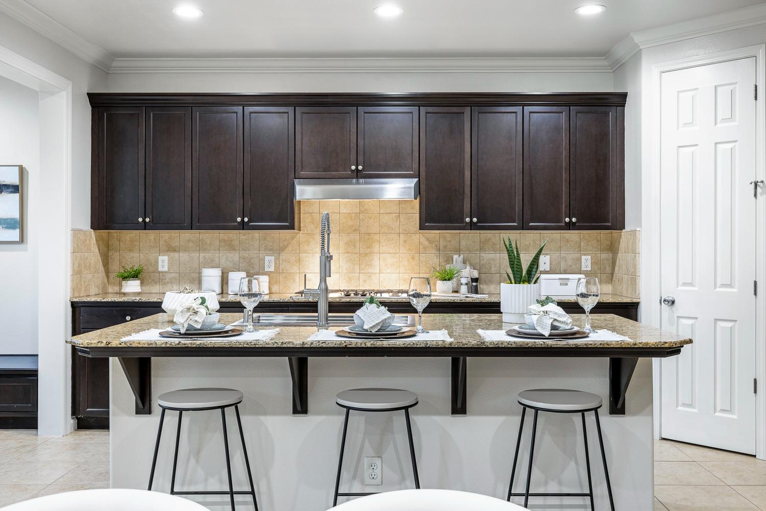 1945 N Emil Avenue, Clovis, CA, 93619