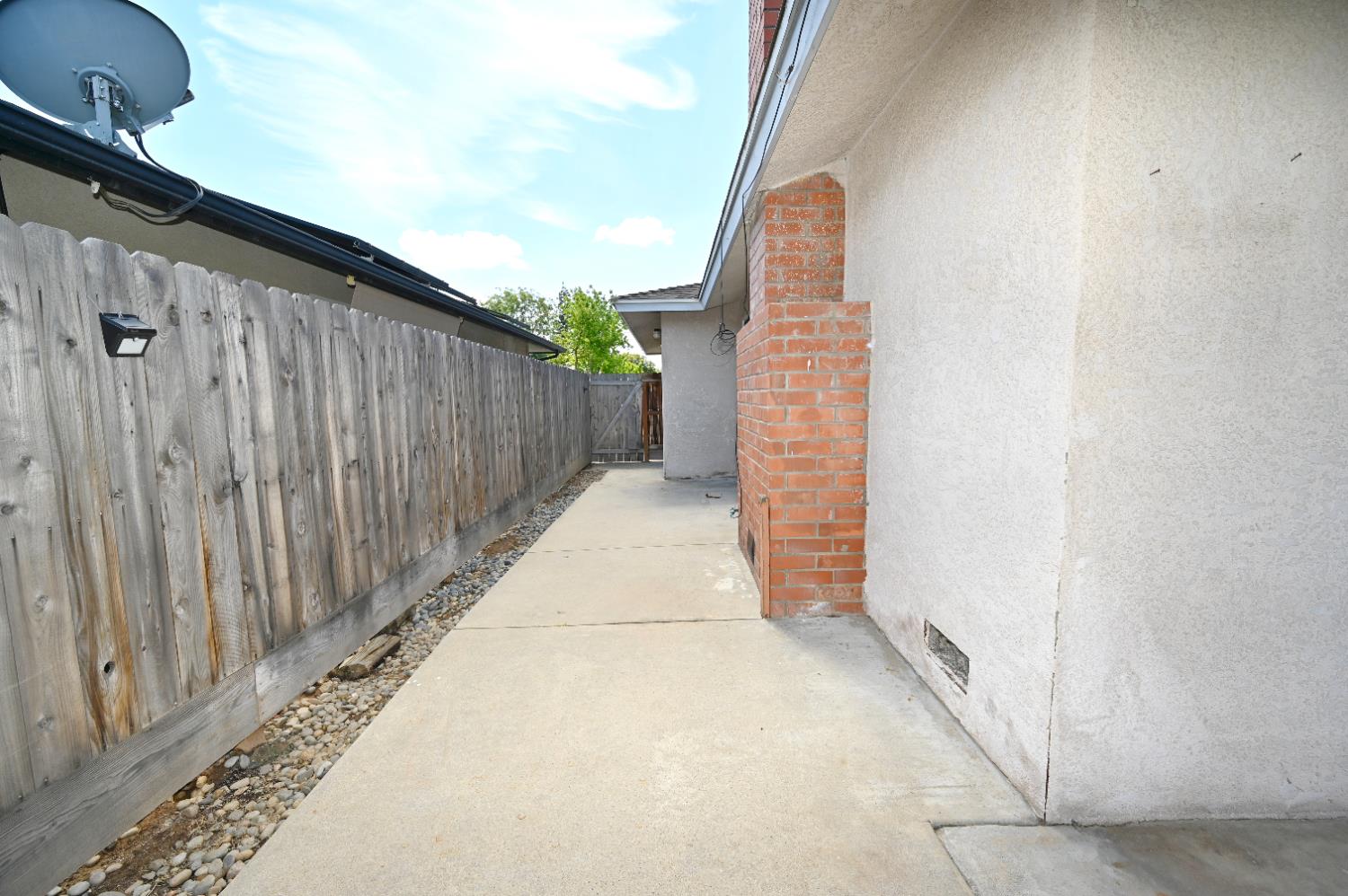 Photo 36