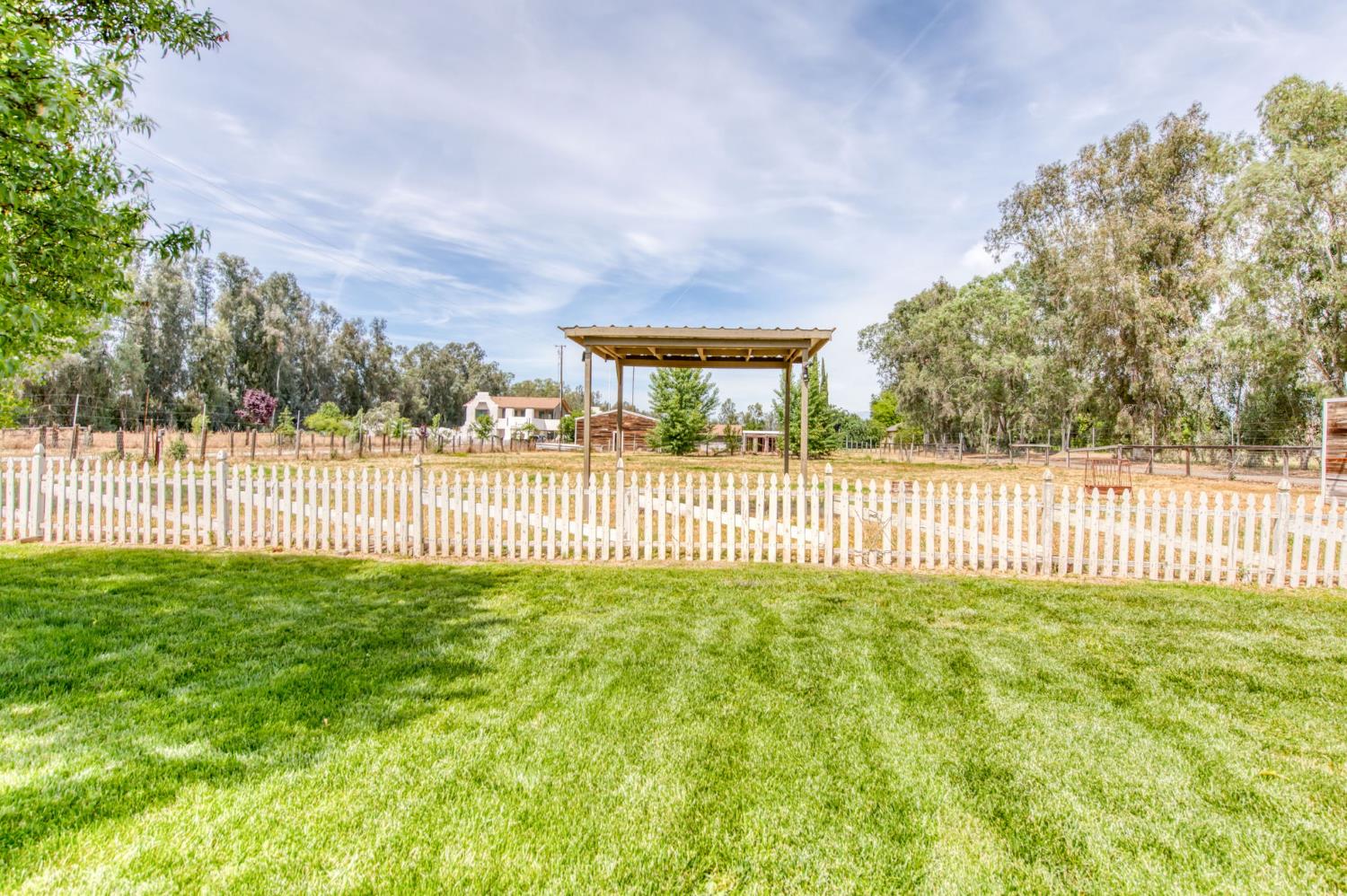 12215 N Friant Road, Fresno, CA, 93730