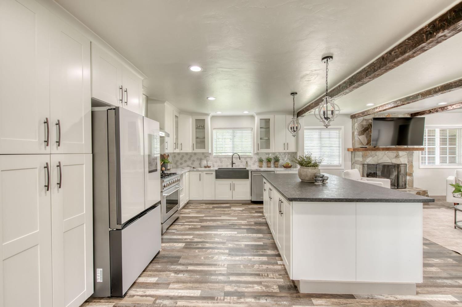 12215 N Friant Road, Fresno, CA, 93730