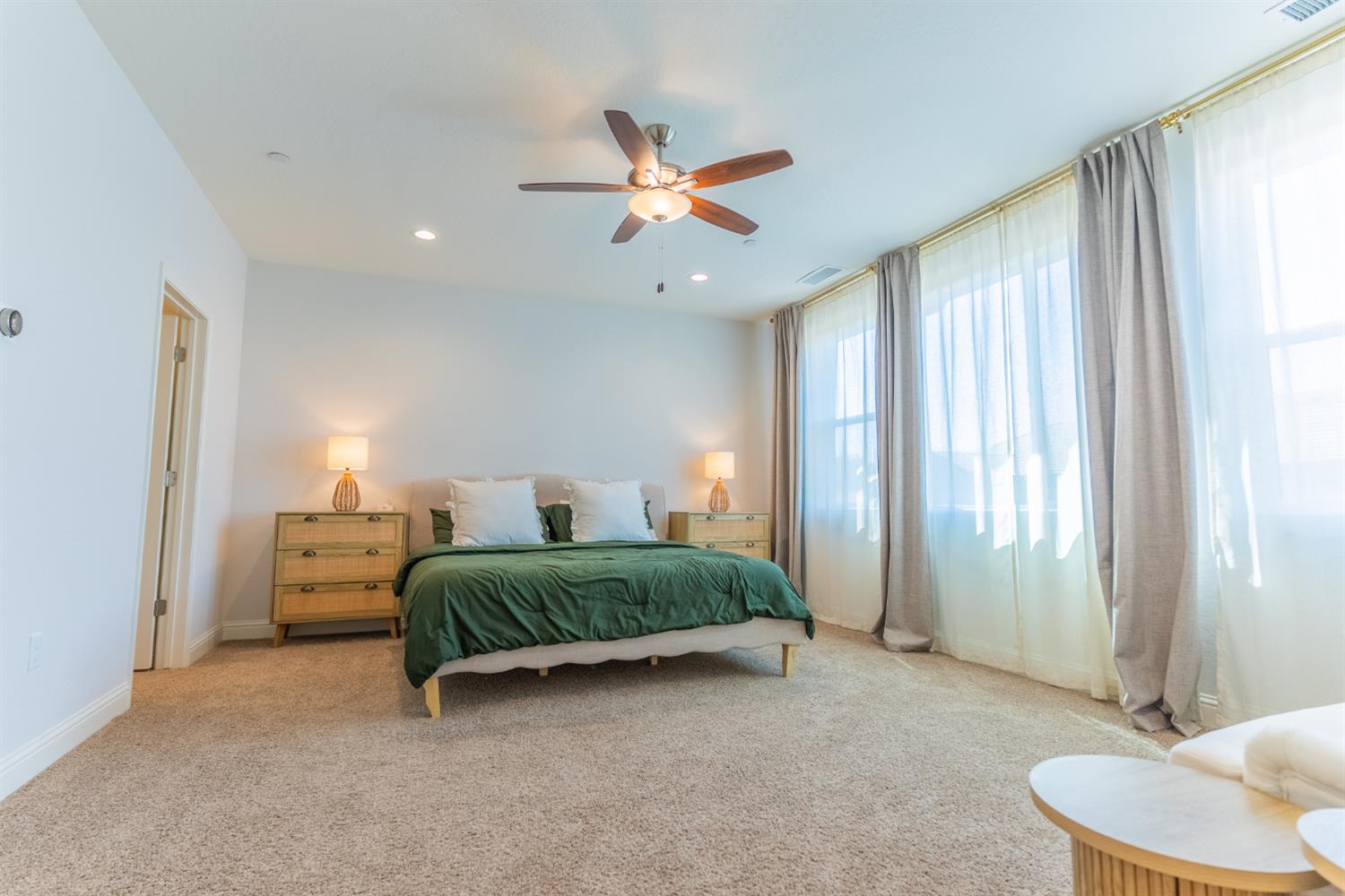 4176 Twain Avenue, Clovis, CA, 93619