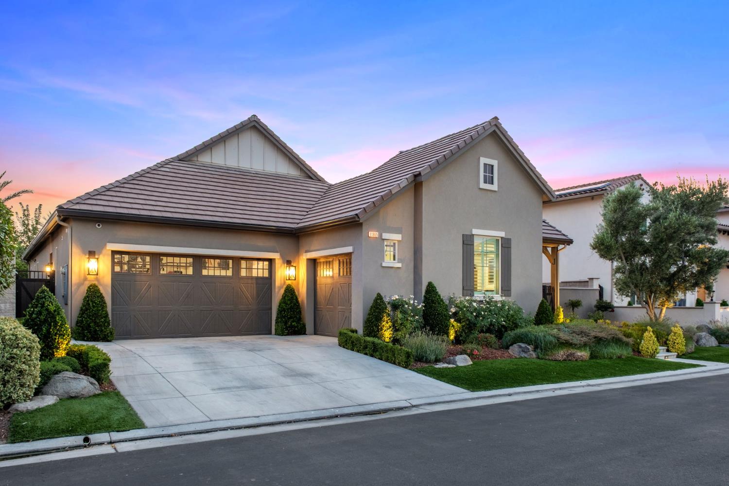 Single Family in Fresno - photo 3