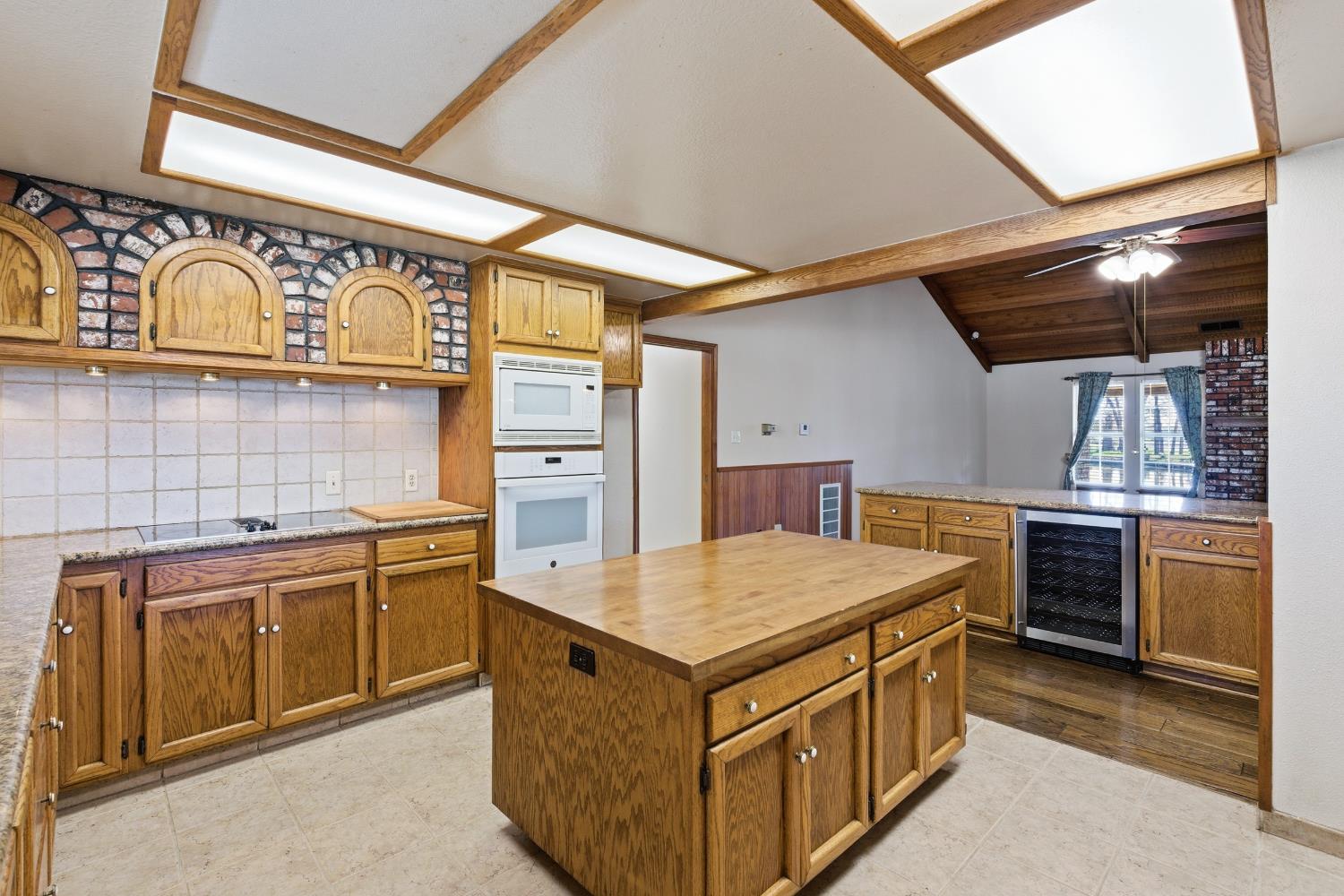 7176 E Butler Avenue, Fresno, CA, 93737