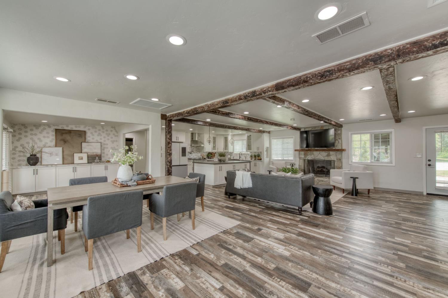 12215 N Friant Road, Fresno, CA, 93730