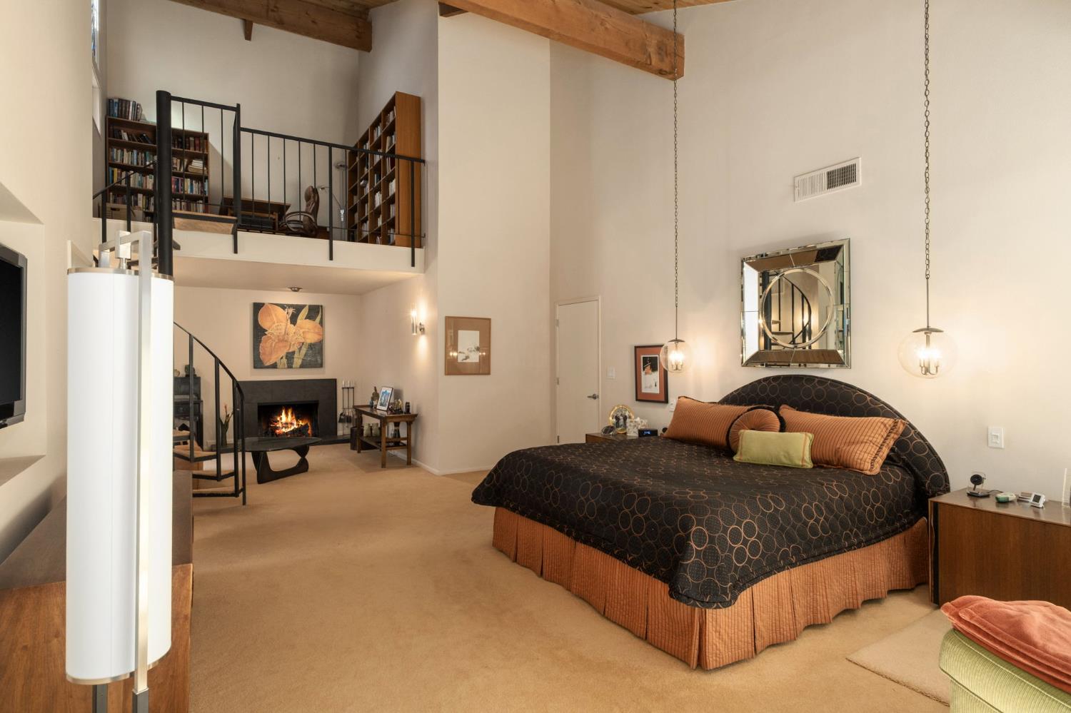 2273 W Dovewood Lane, Fresno, CA, 93711