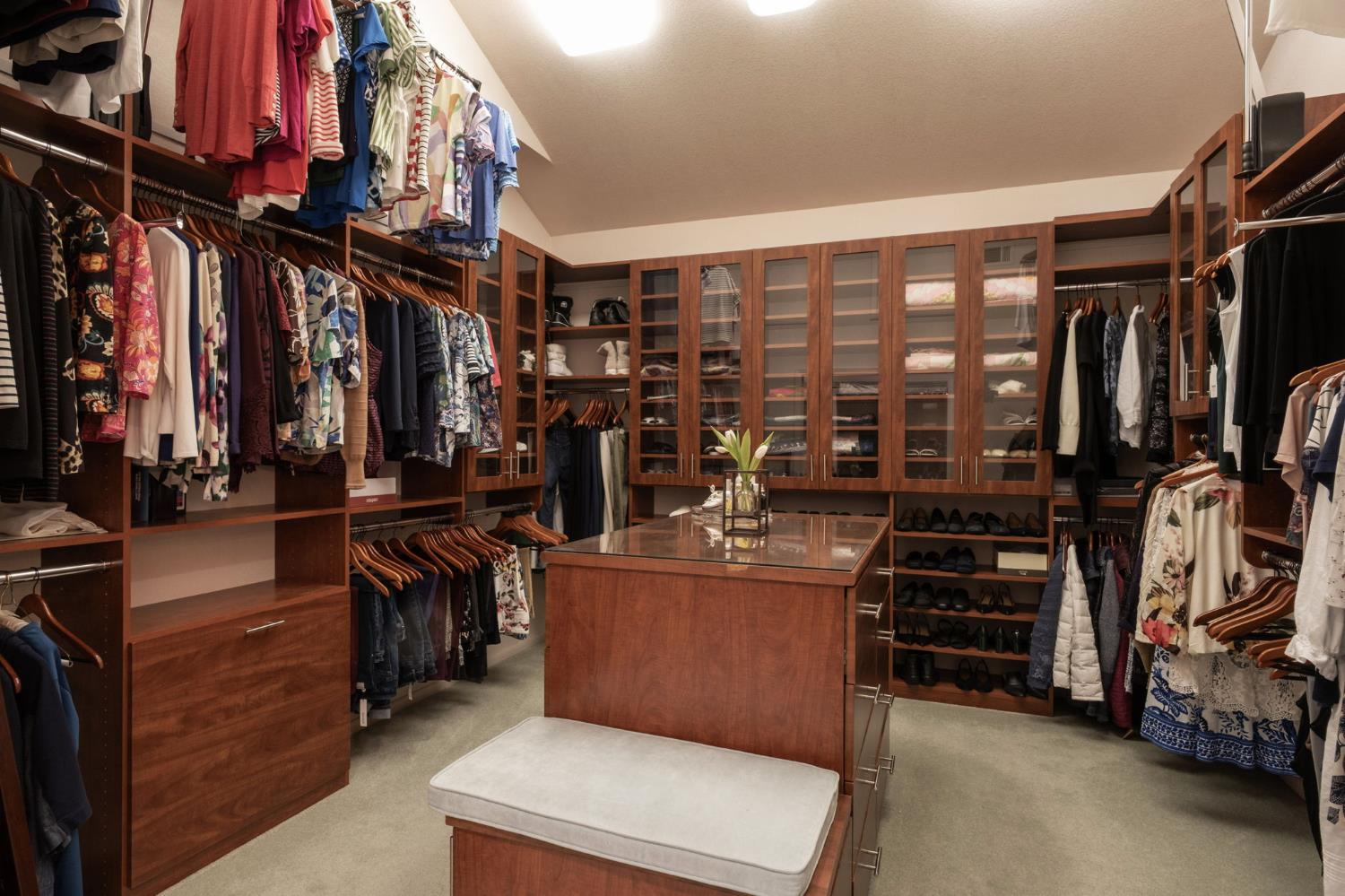 2273 W Dovewood Lane, Fresno, CA, 93711