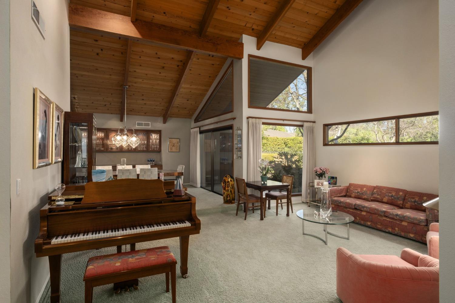 2273 W Dovewood Lane, Fresno, CA, 93711