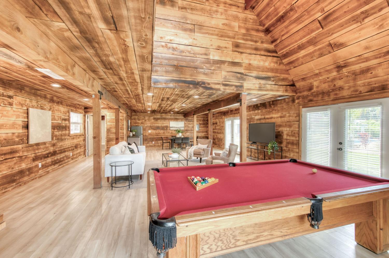 12215 N Friant Road, Fresno, CA, 93730