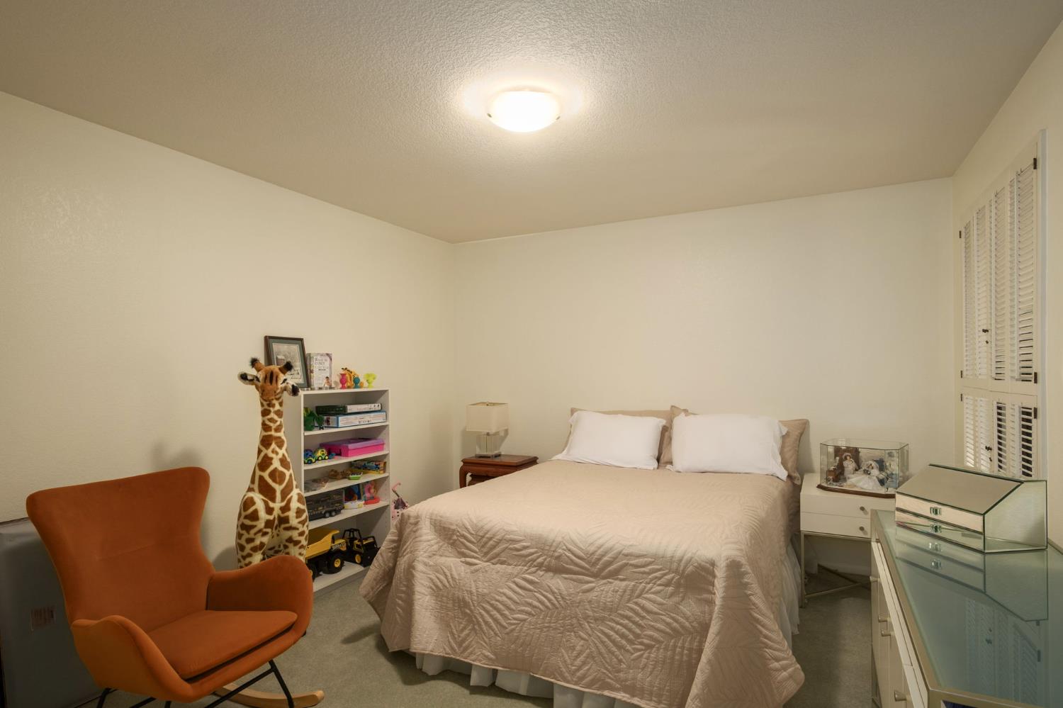 2273 W Dovewood Lane, Fresno, CA, 93711