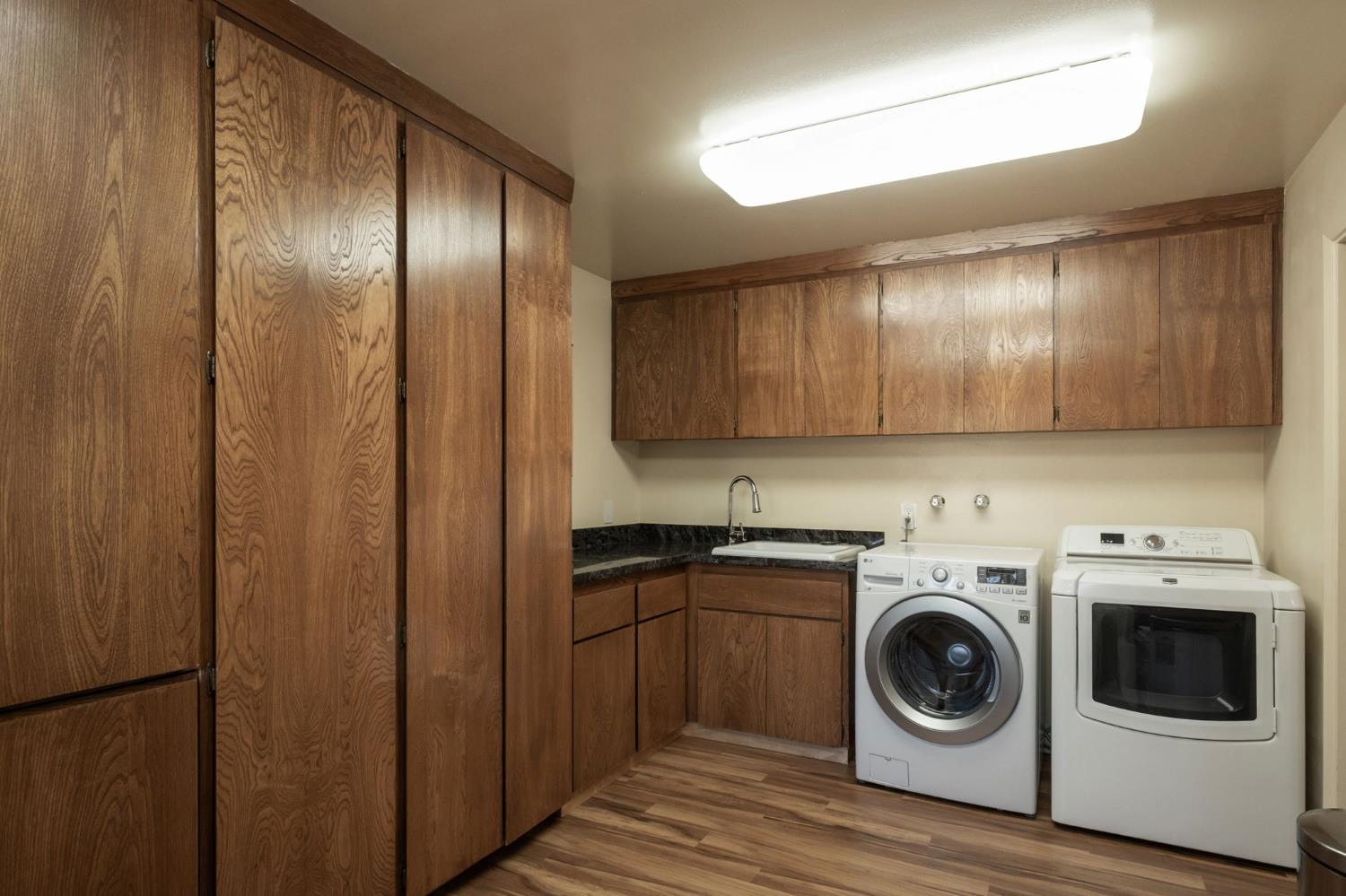 2273 W Dovewood Lane, Fresno, CA, 93711