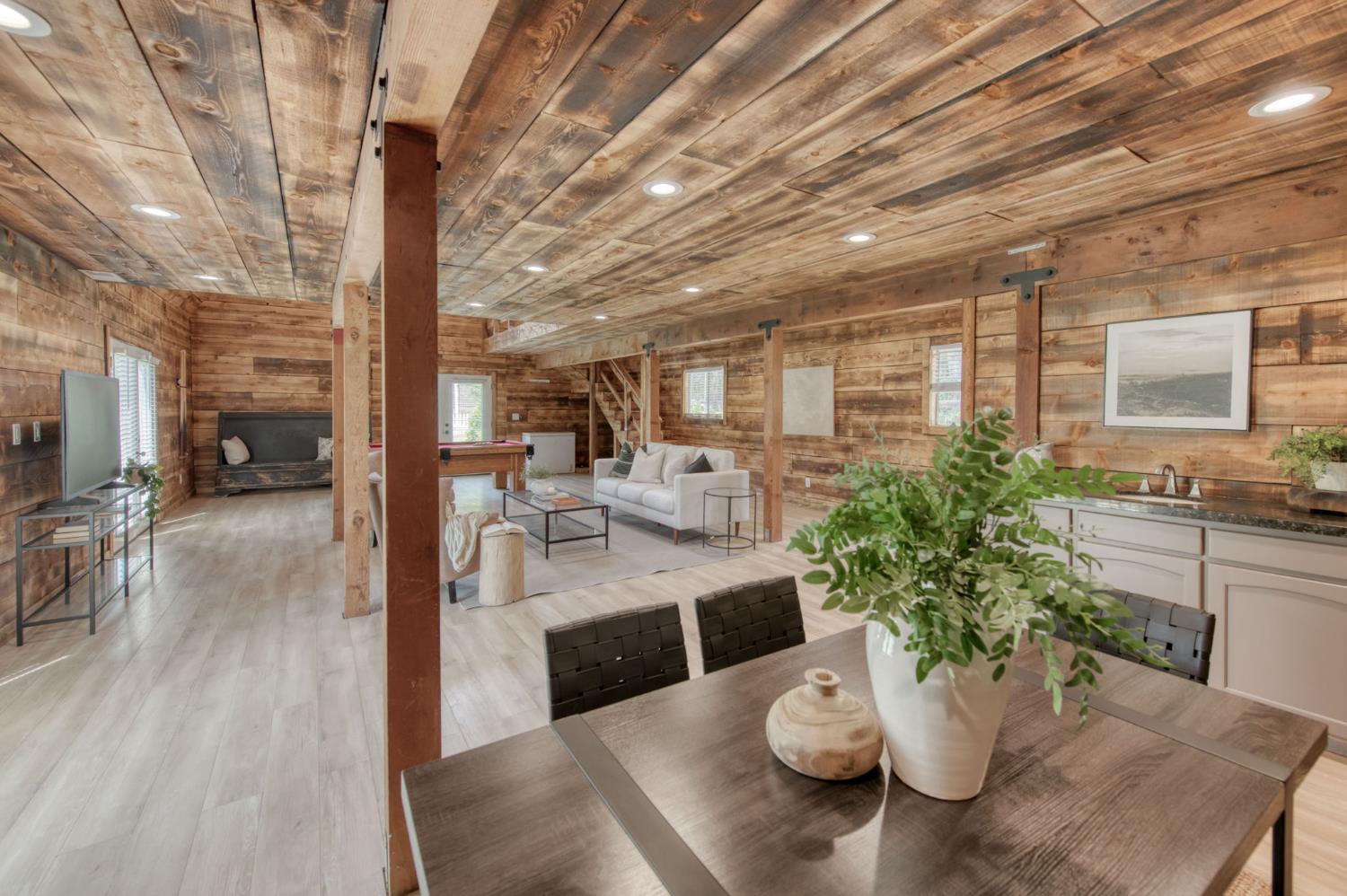 12215 N Friant Road, Fresno, CA, 93730