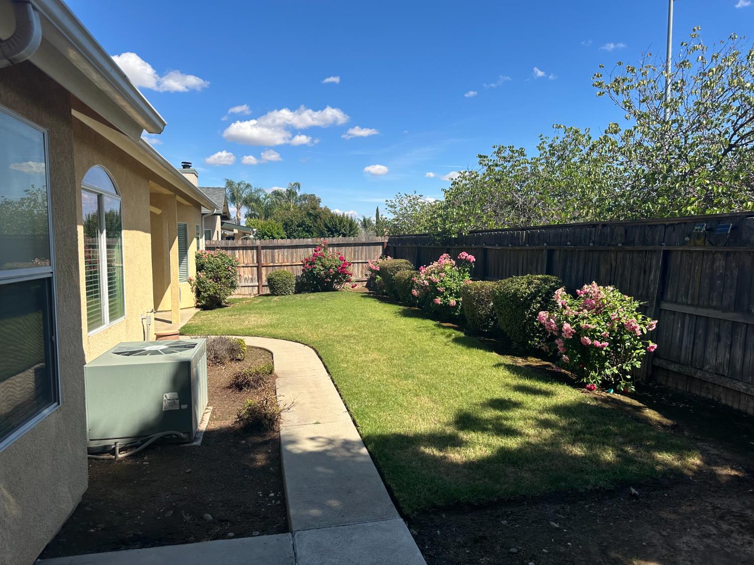 2523 E Cole Avenue, Fresno, CA, 93720 2523 E Cole Avenue, Fresno, CA, 93720