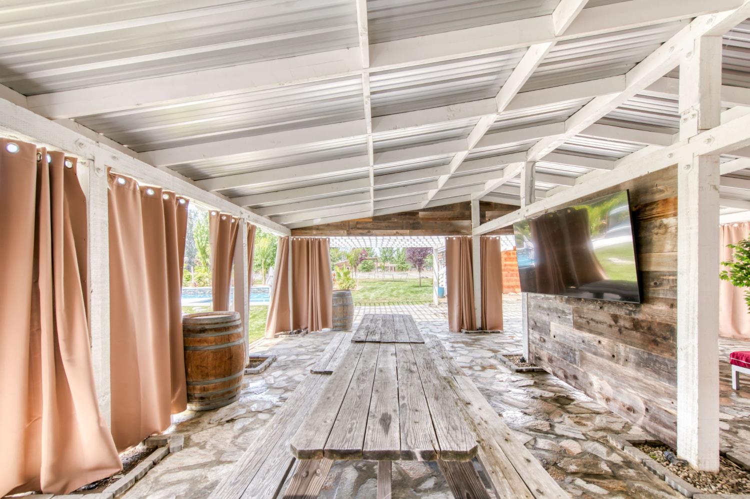 12215 N Friant Road, Fresno, CA, 93730