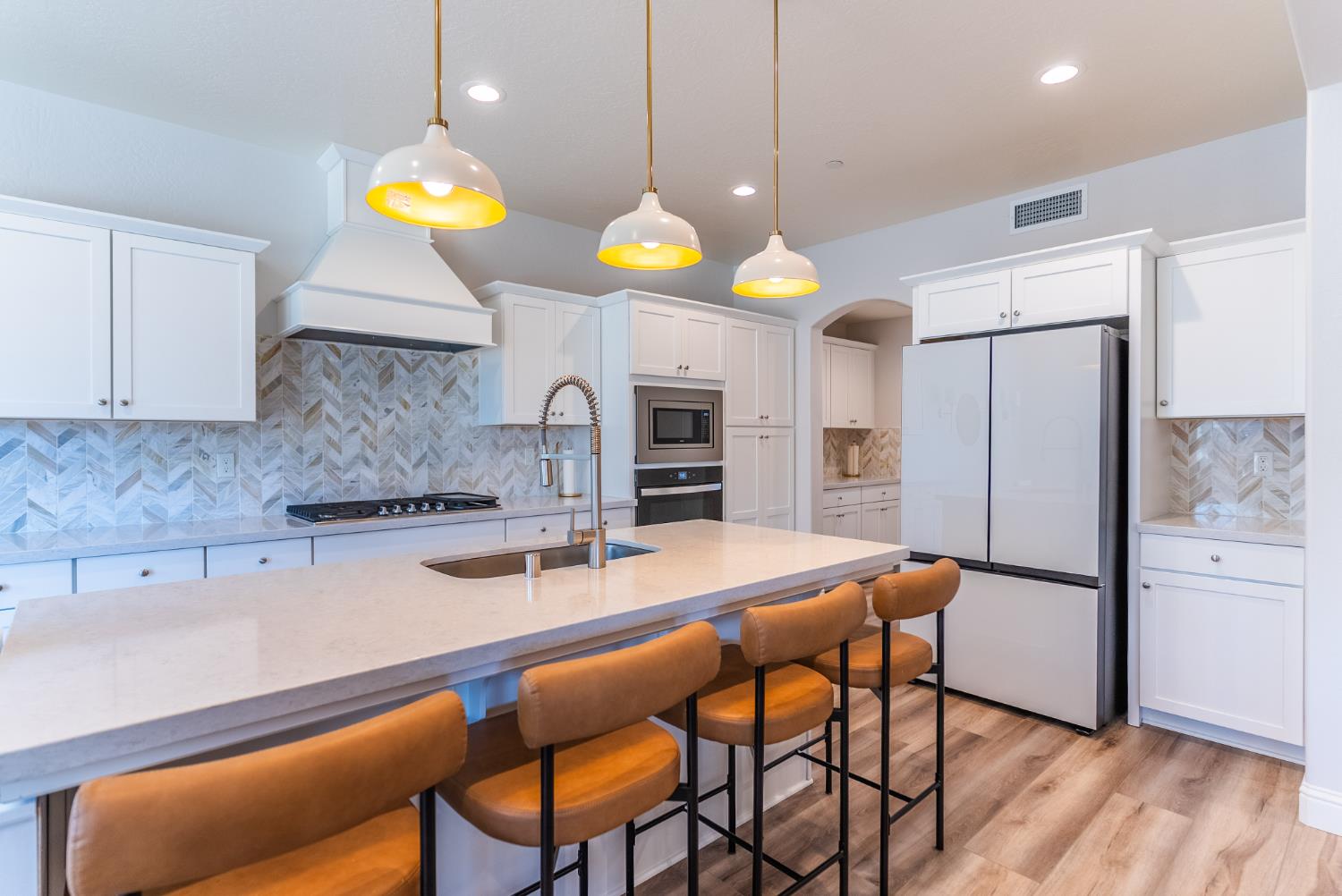 4176 Twain Avenue, Clovis, CA, 93619