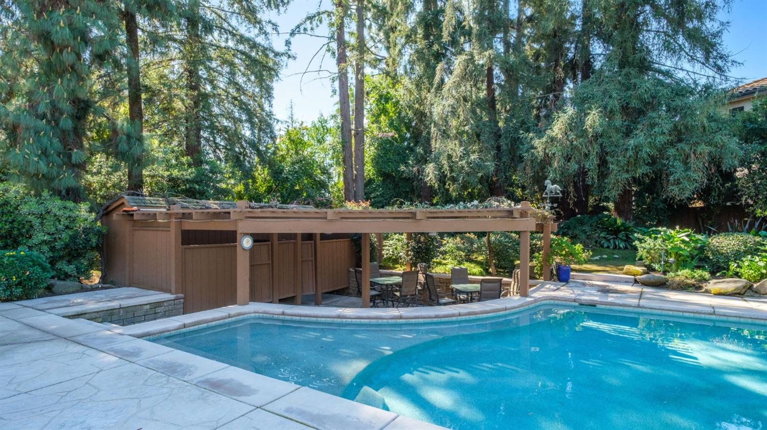 2273 W Dovewood Lane, Fresno, CA, 93711