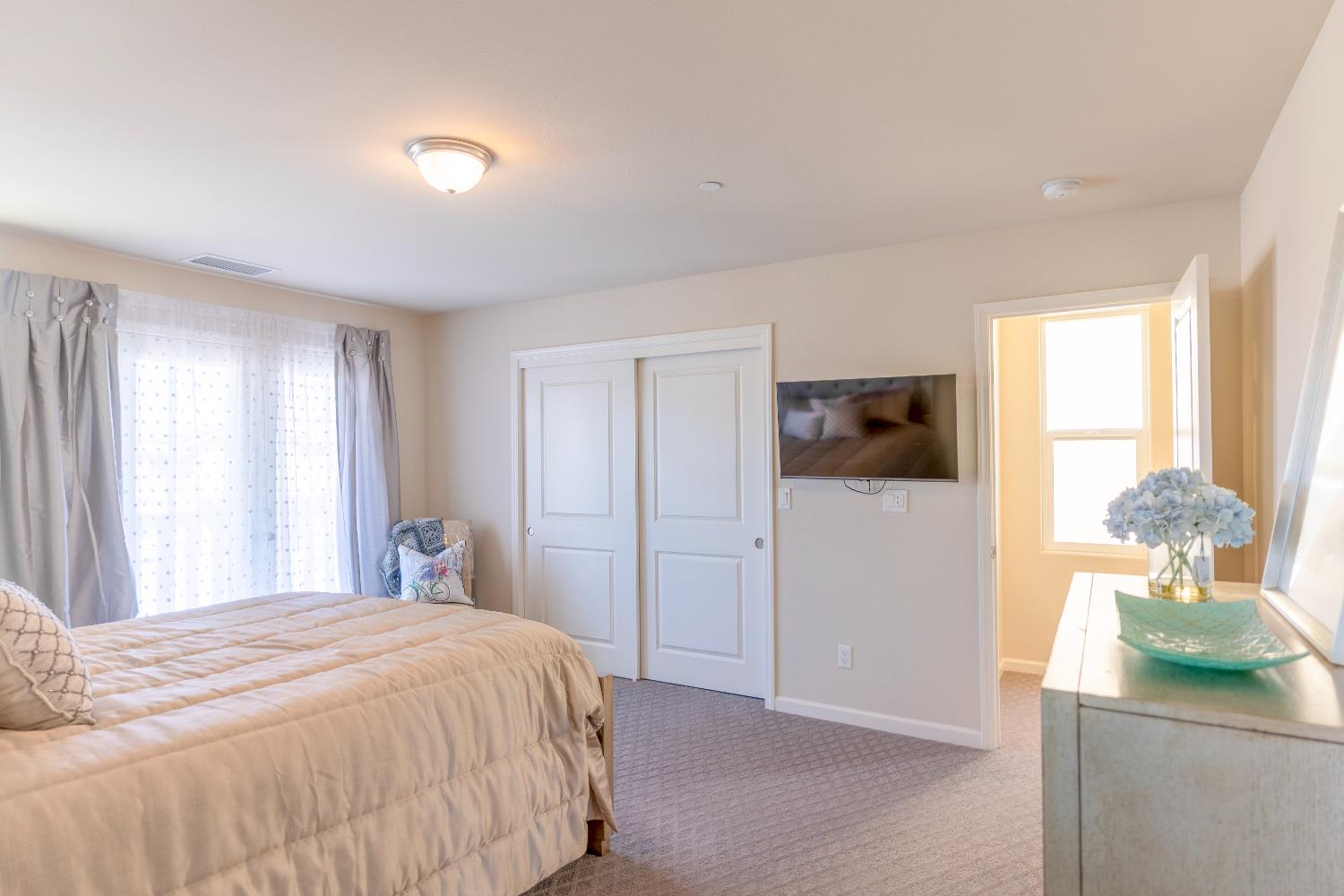 179 Sunset Drive S, Madera, CA, 93636