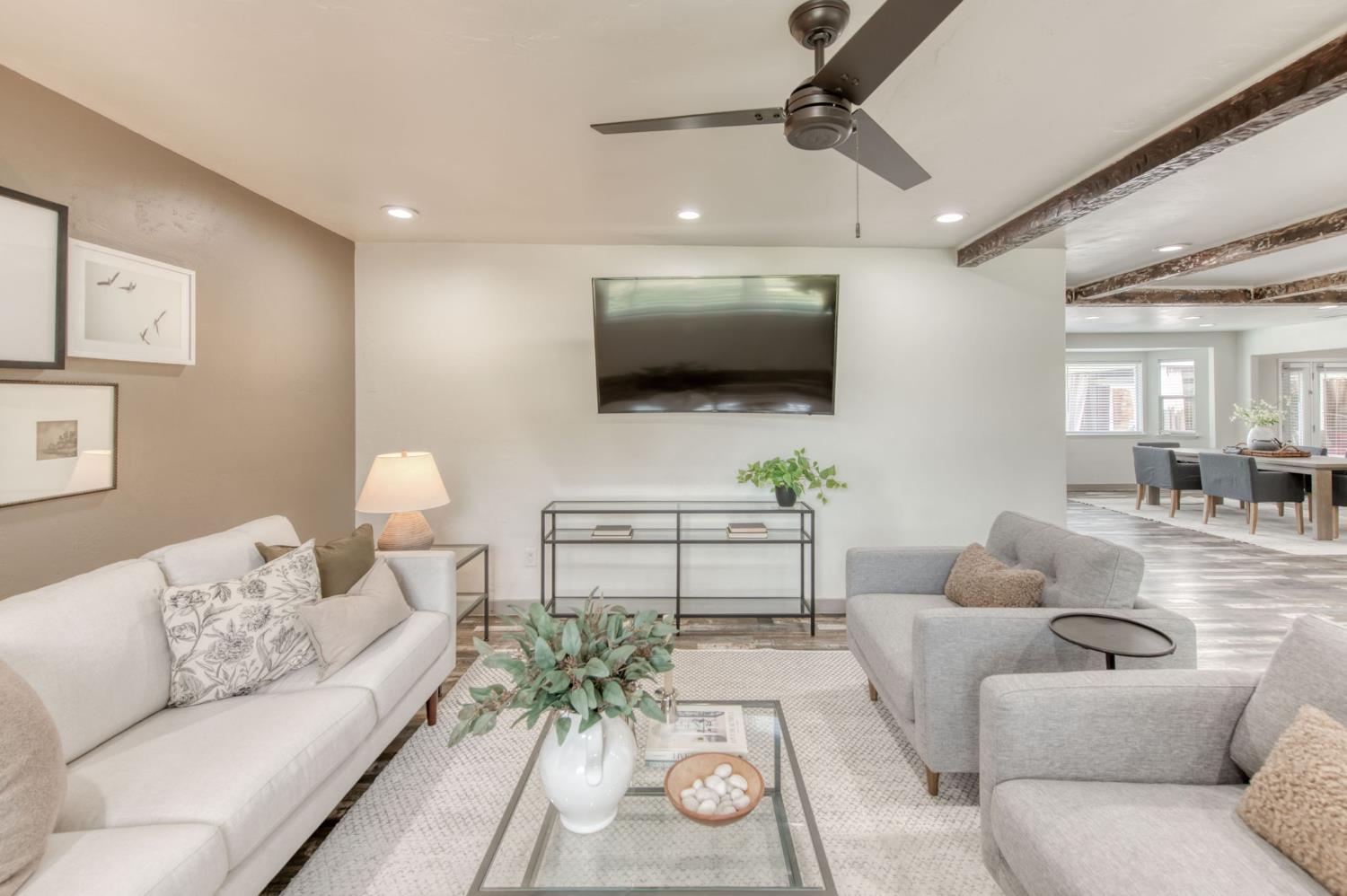 12215 N Friant Road, Fresno, CA, 93730