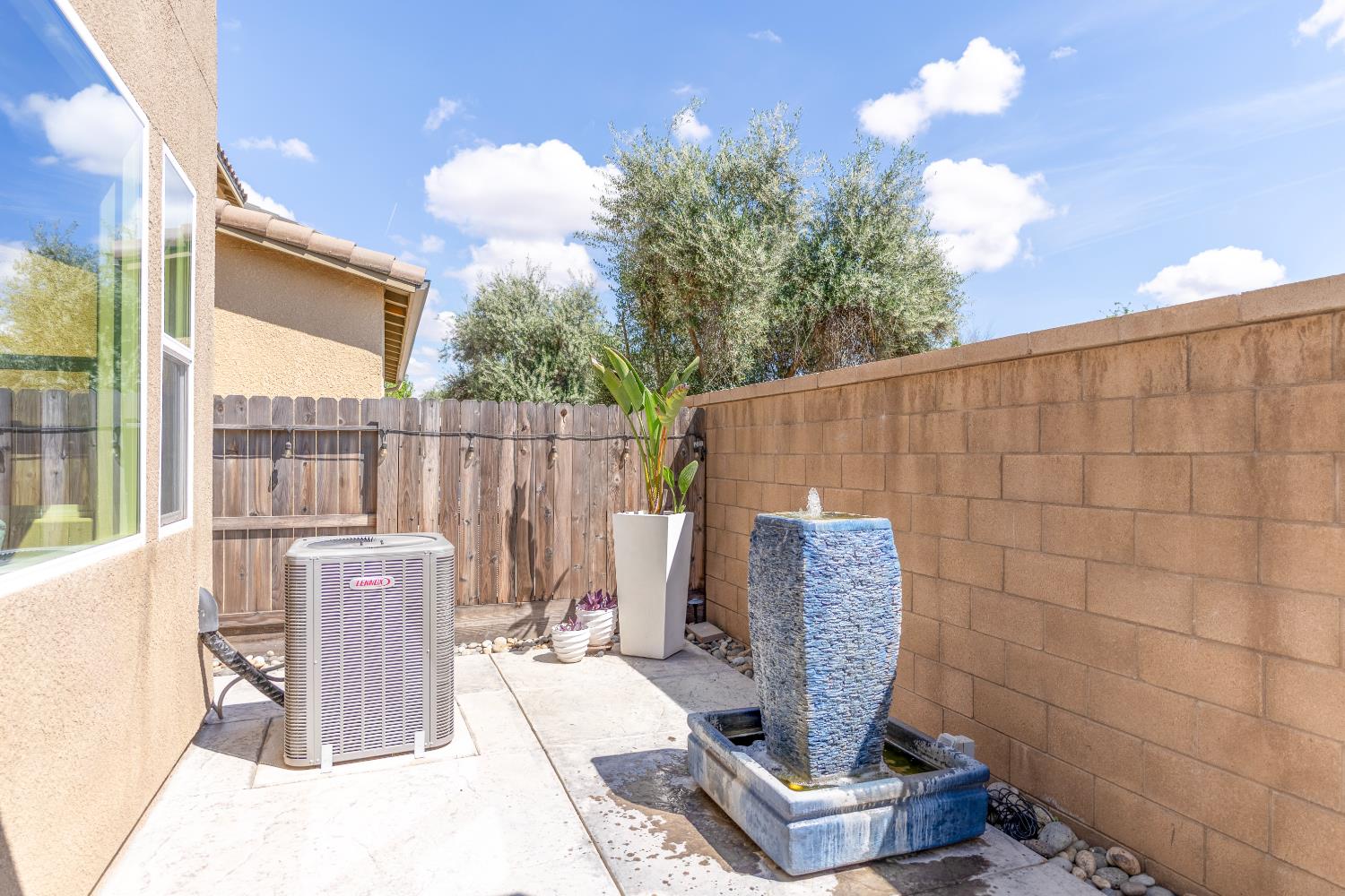 179 Sunset Drive S, Madera, CA, 93636