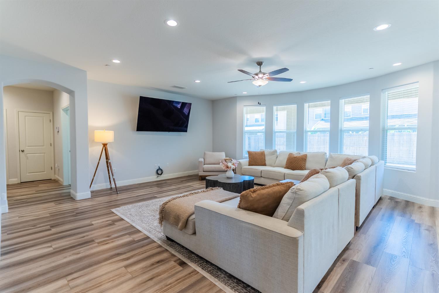 4176 Twain Avenue, Clovis, CA, 93619