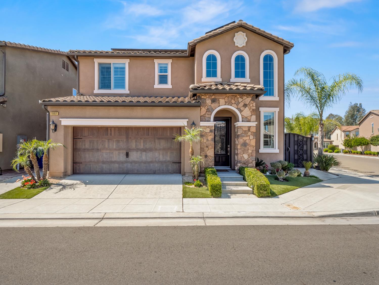 2952 25th Avenue, Kingsburg, CA, 93631