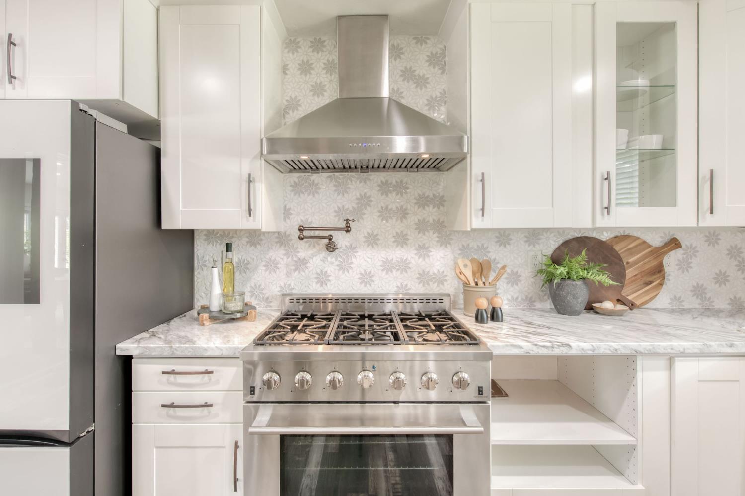 12215 N Friant Road, Fresno, CA, 93730