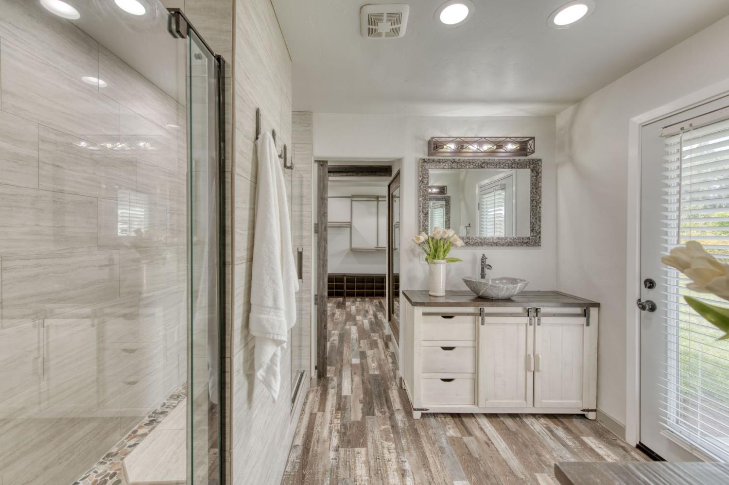 12215 N Friant Road, Fresno, CA, 93730