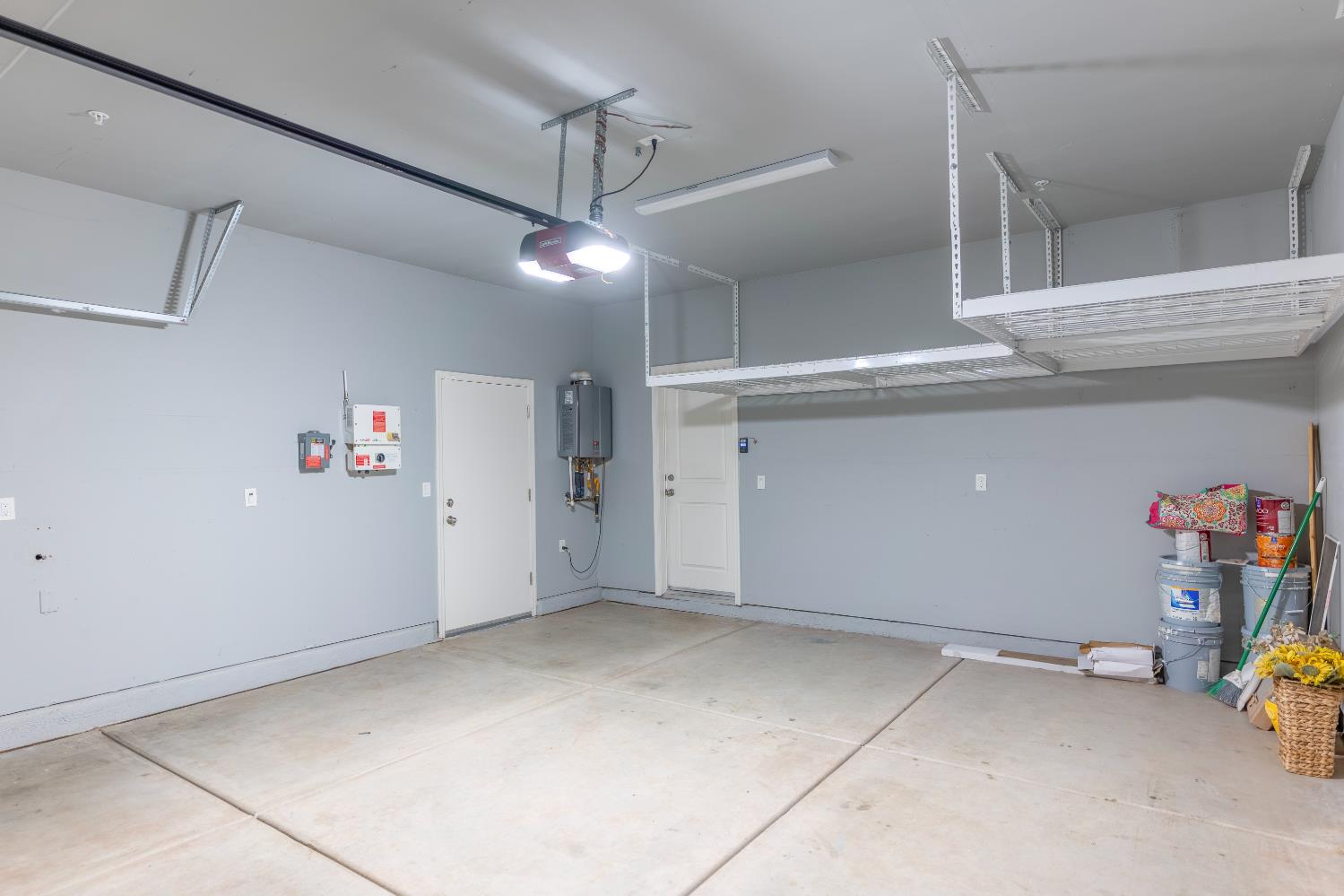 179 Sunset Drive S, Madera, CA, 93636