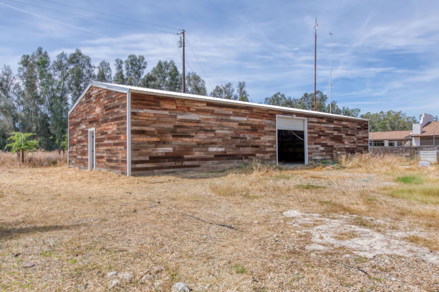 12215 N Friant Road, Fresno, CA, 93730