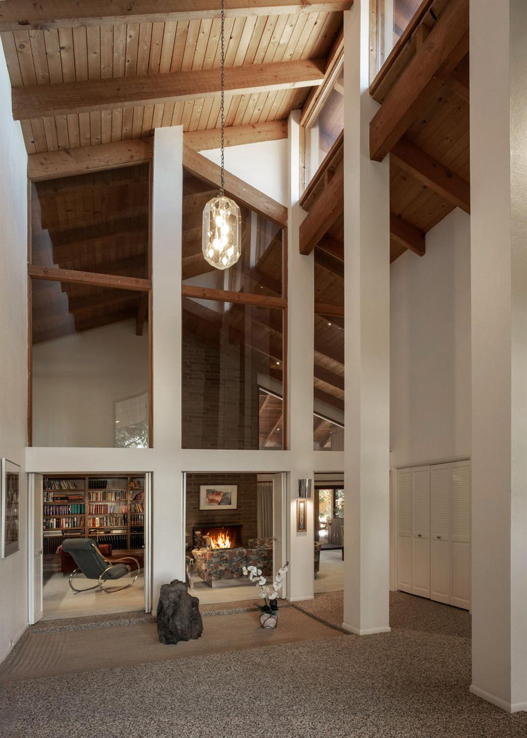 2273 W Dovewood Lane, Fresno, CA, 93711