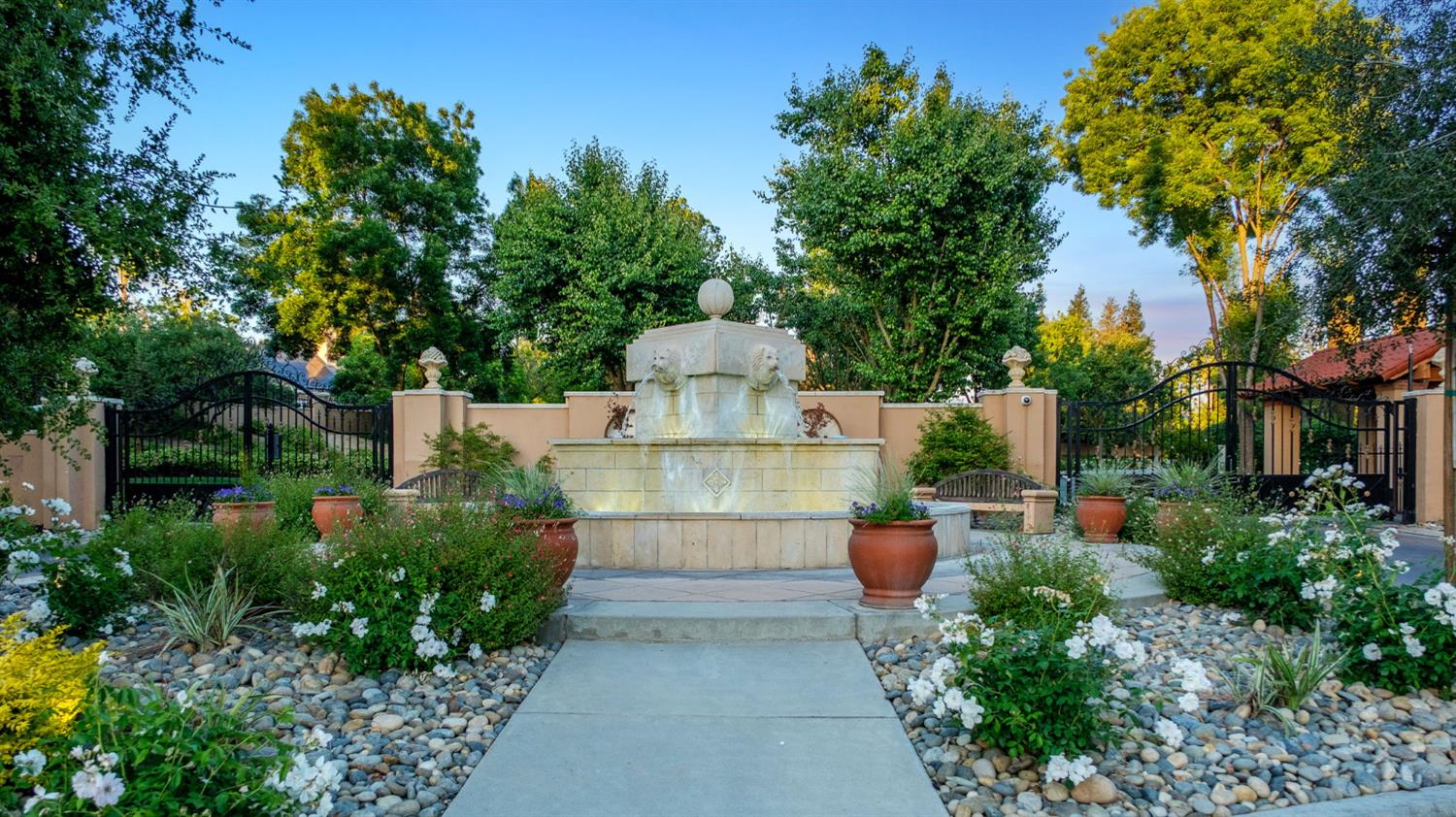 3386 E Via Monte Verdi Avenue, Clovis, CA, 93619