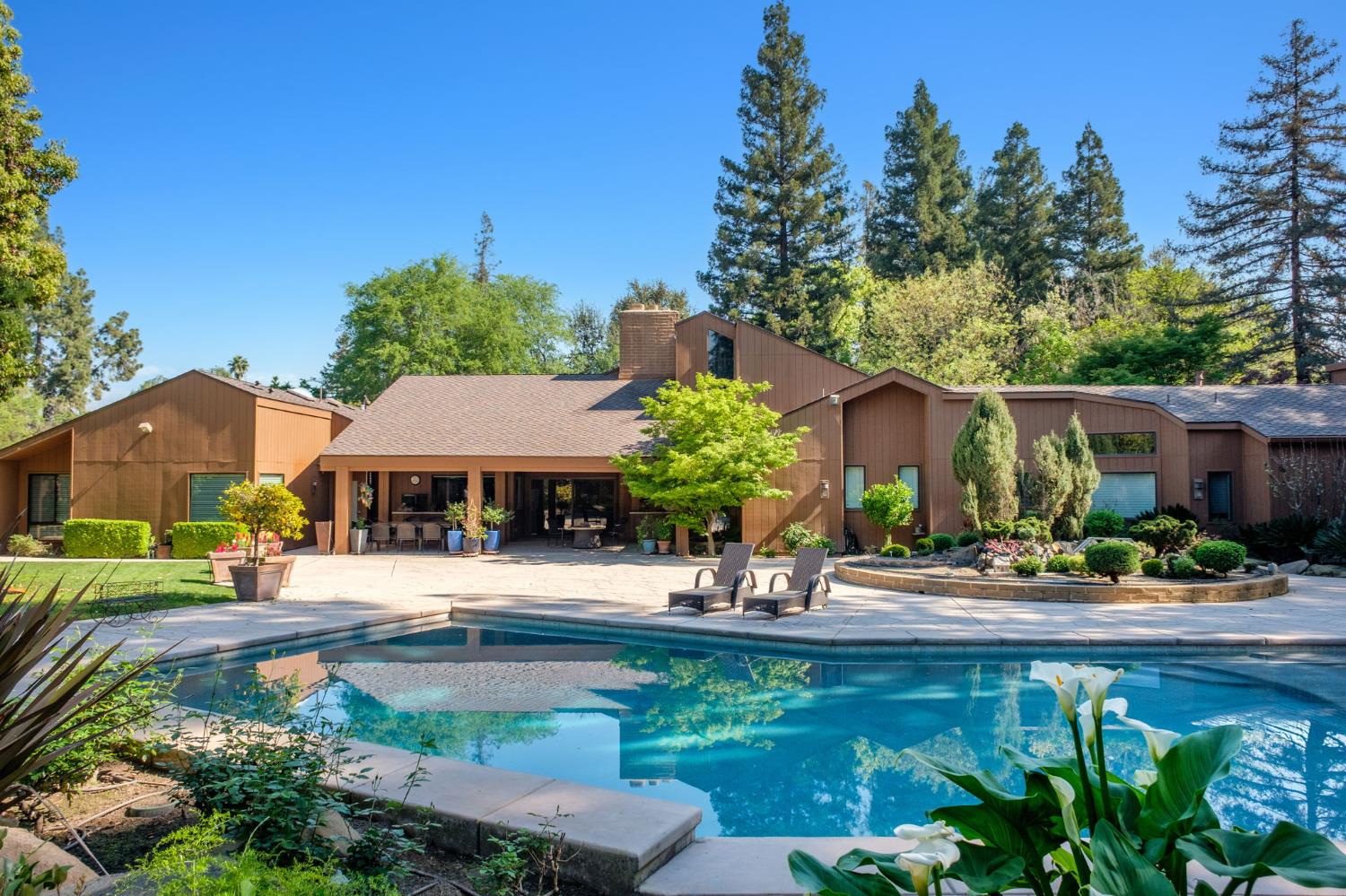 2273 W Dovewood Lane, Fresno, CA, 93711