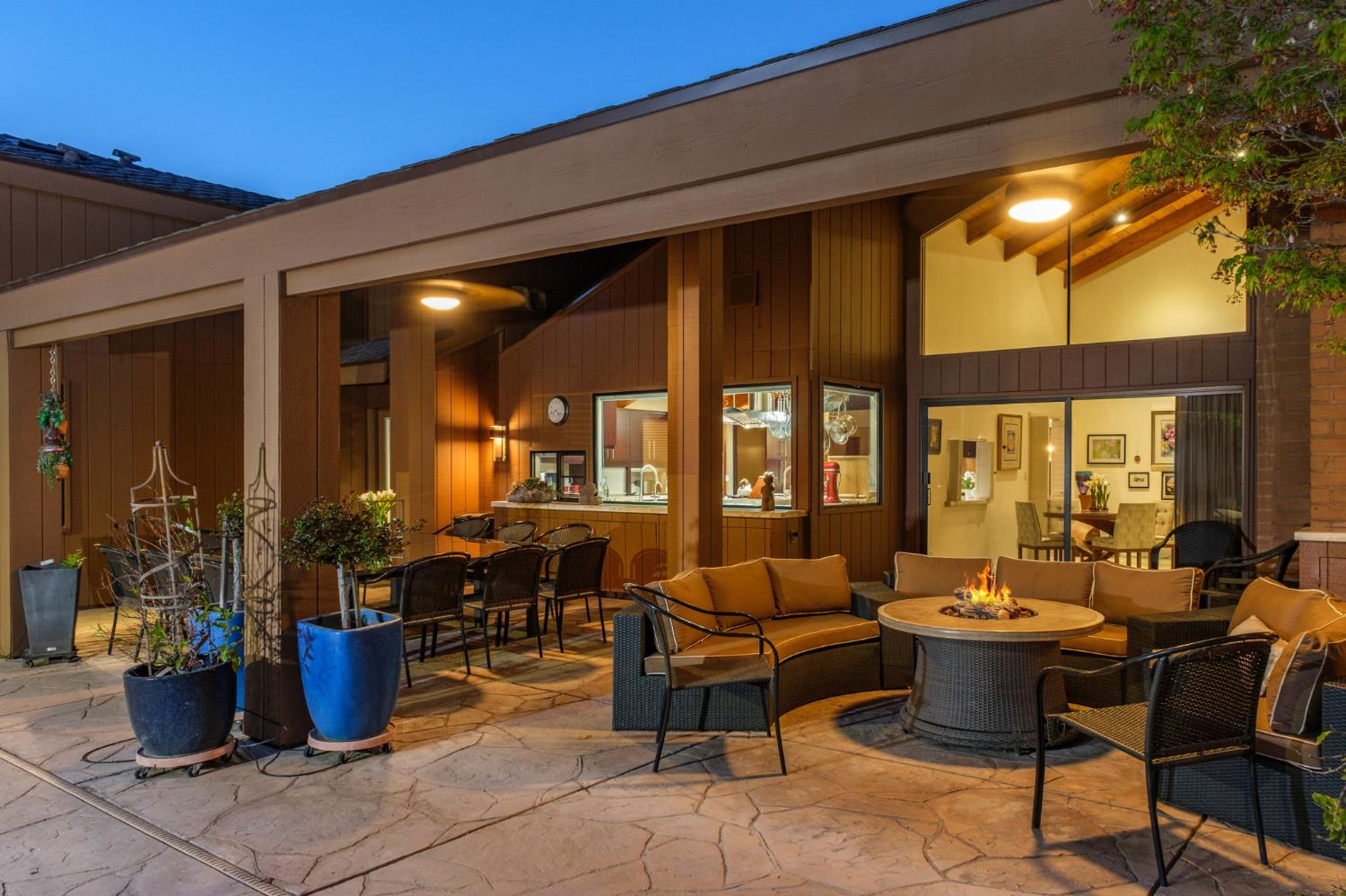 2273 W Dovewood Lane, Fresno, CA, 93711