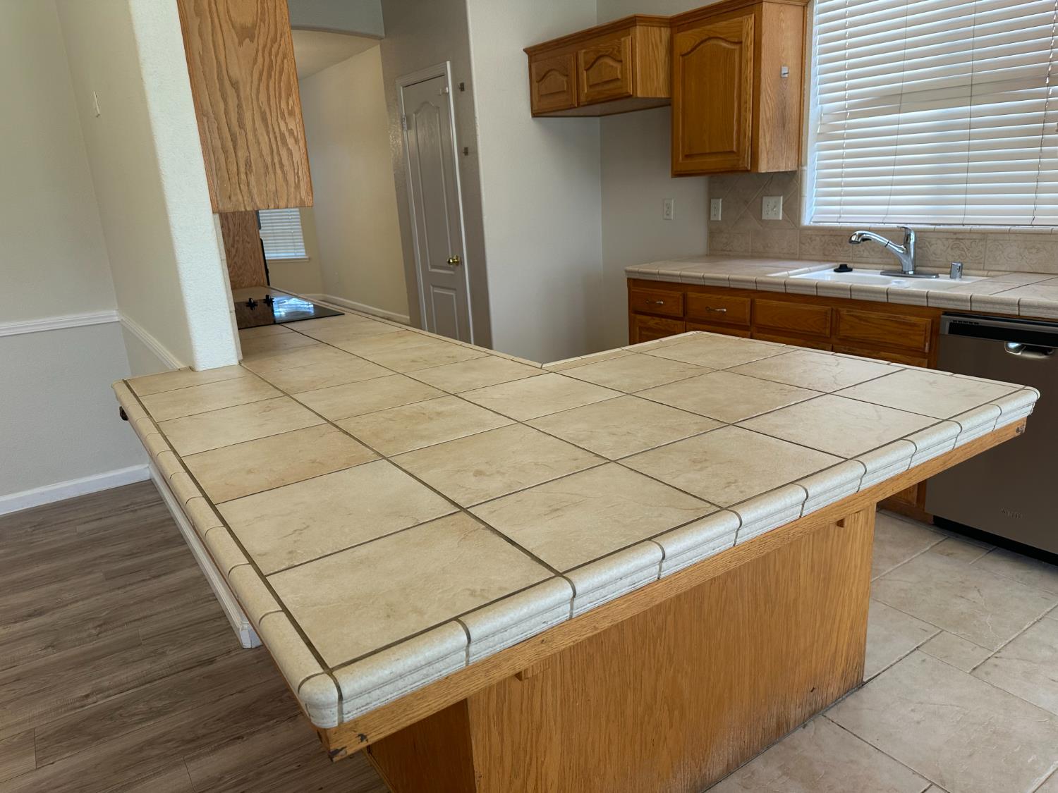 2523 E Cole Avenue, Fresno, CA, 93720 2523 E Cole Avenue, Fresno, CA, 93720