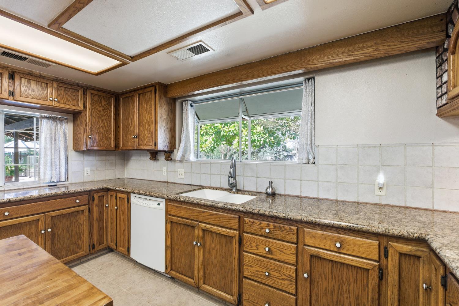 7176 E Butler Avenue, Fresno, CA, 93737