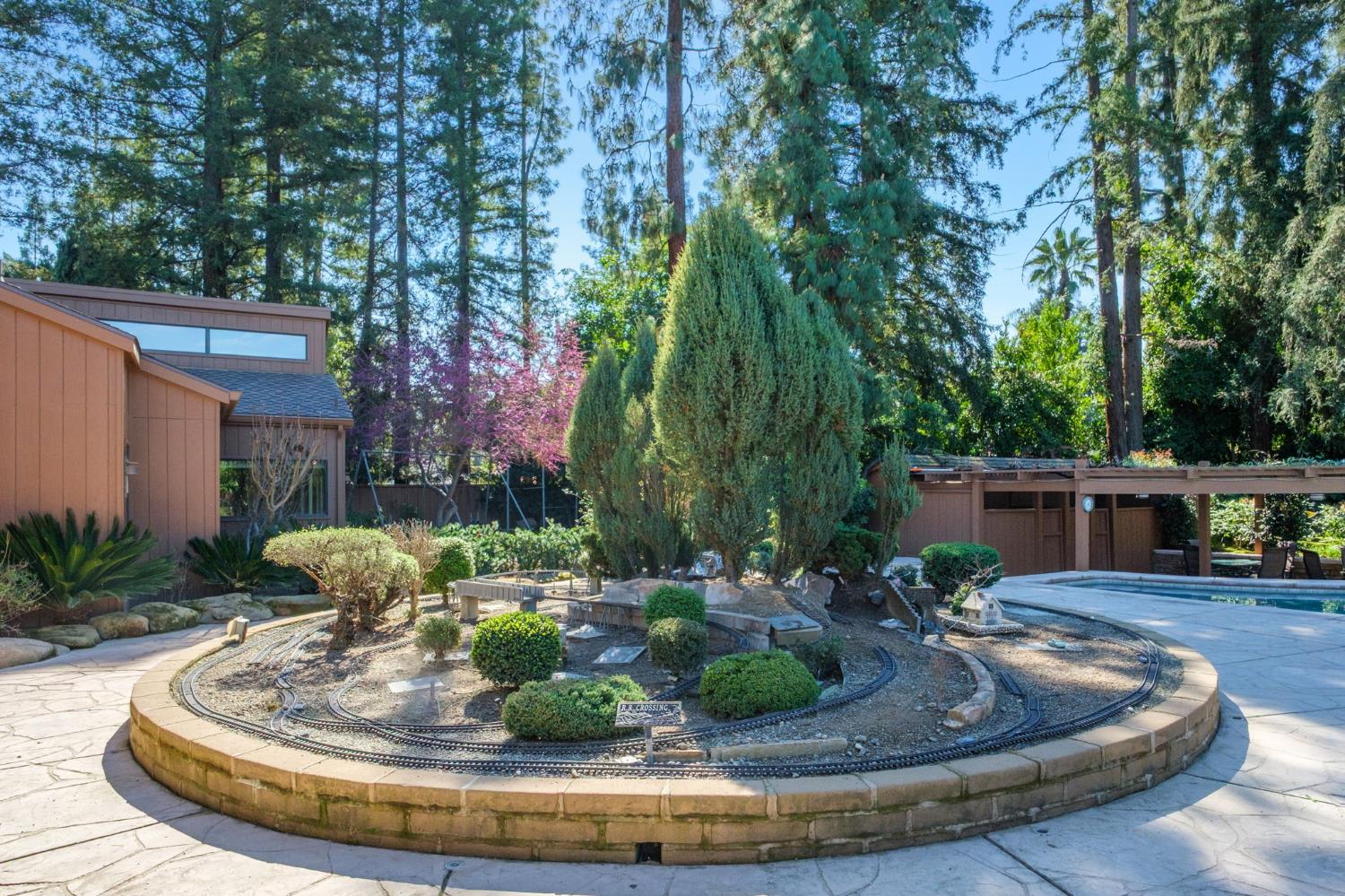 2273 W Dovewood Lane, Fresno, CA, 93711