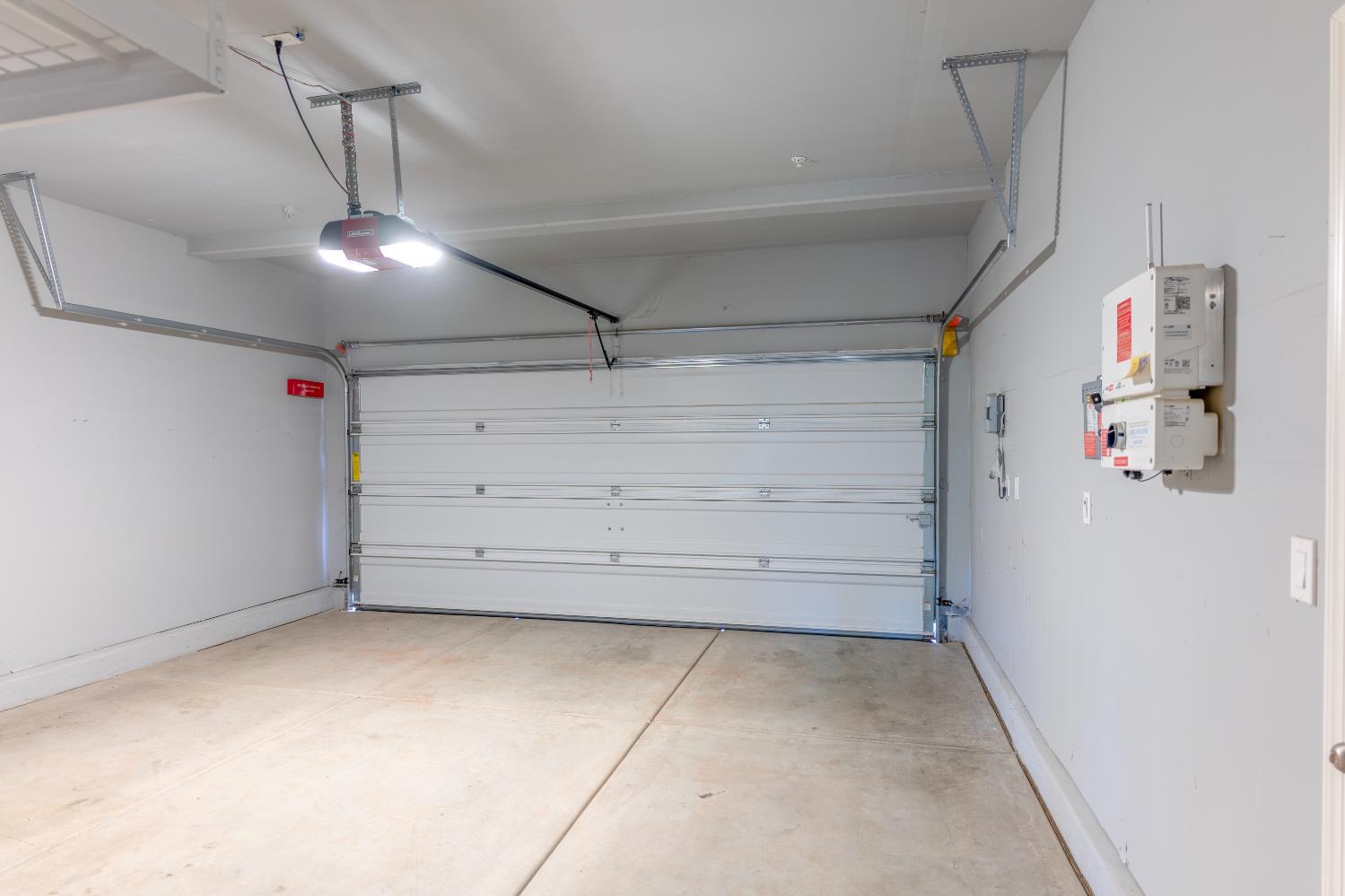 179 Sunset Drive S, Madera, CA, 93636