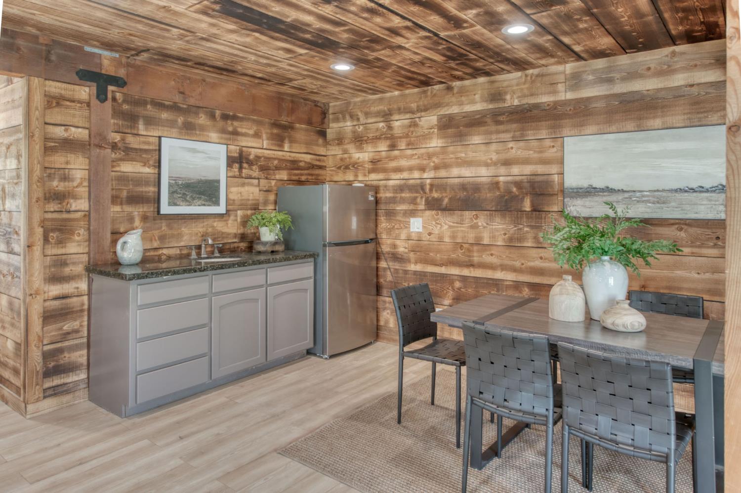 12215 N Friant Road, Fresno, CA, 93730