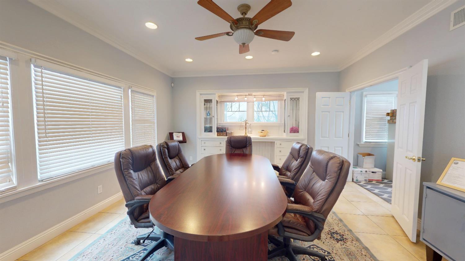 Commercial in Madera - photo 3