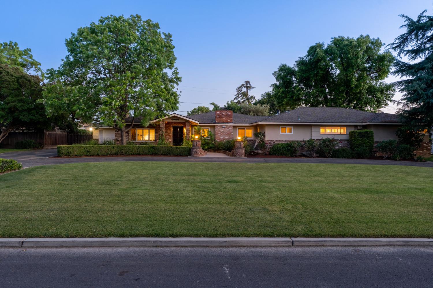 2065 N Wagon Lane, Clovis, CA, 93619