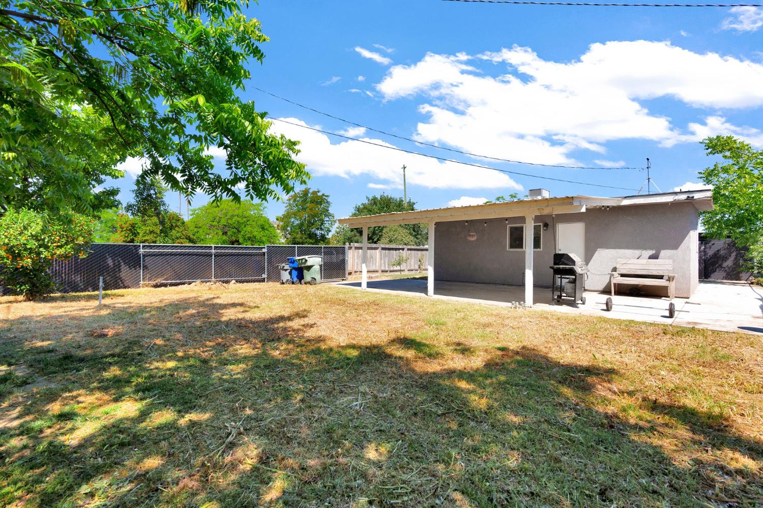 4104 E Madison Avenue, Fresno, CA, 93702