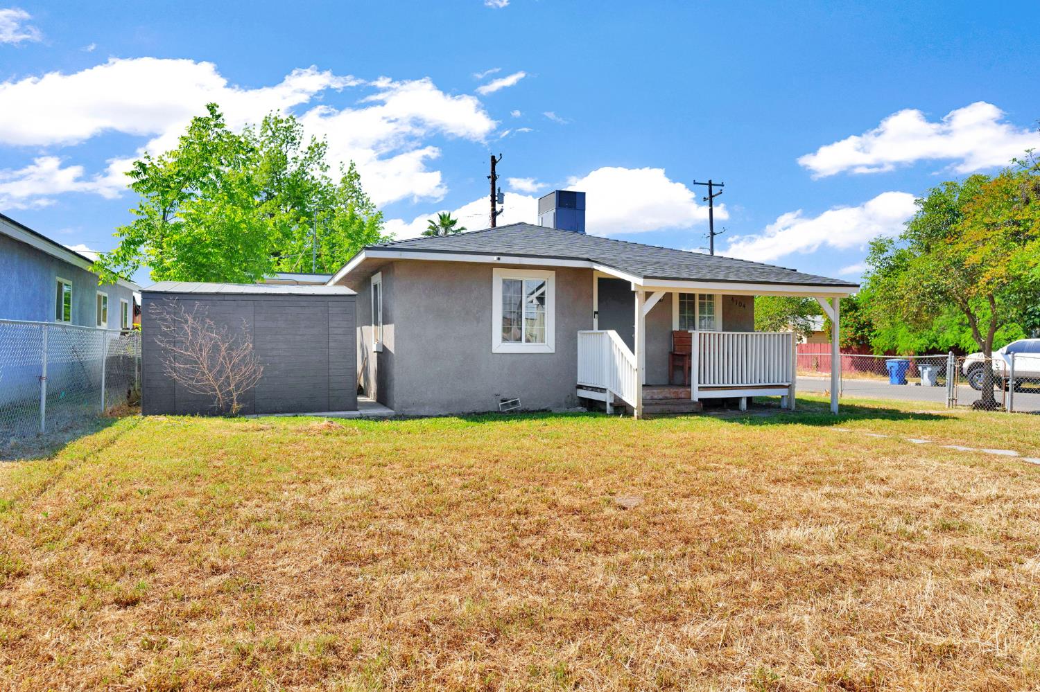 4104 E Madison Avenue, Fresno, CA, 93702