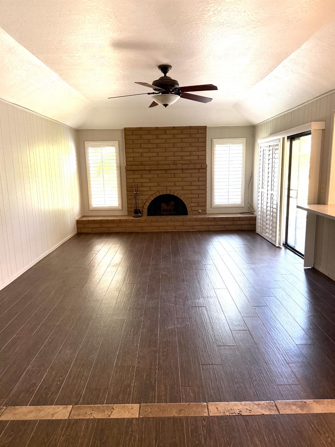 Single Family in Fresno - photo 3